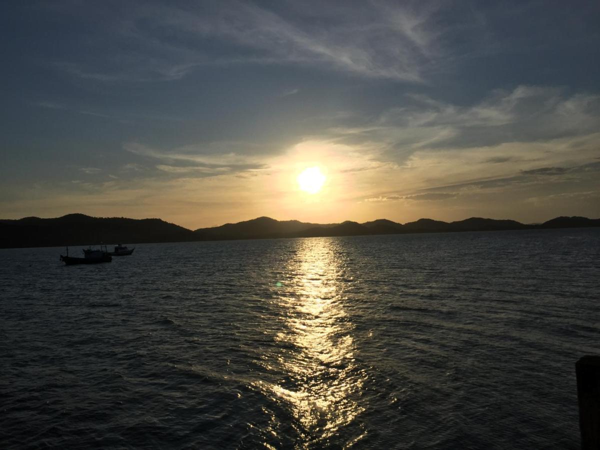 ヤオノイ島 Connexionホステル エクステリア 写真